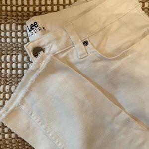 6 medium white Jean